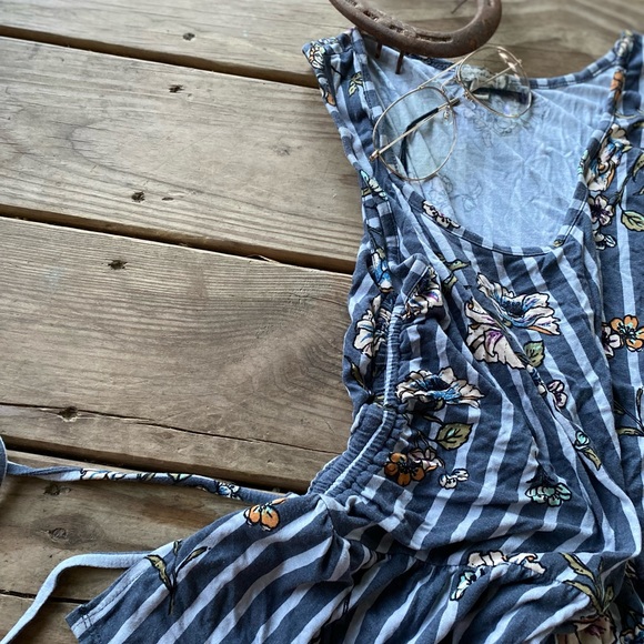 Patterned Tank - Picture 2 of 2